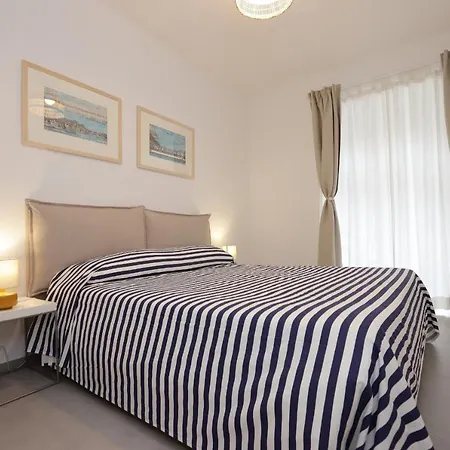 Apartment Adamaina - Sea View With Private Garage *
