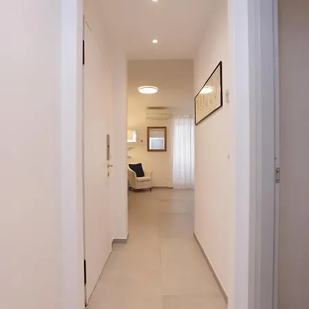 Adamaina - Sea View With Private Garage Appartement *