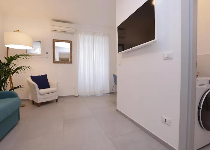 Adamaina - Sea View With Private Garage *